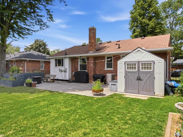 1005 N Esplanade Street, Mt Clemens, MI 48043
