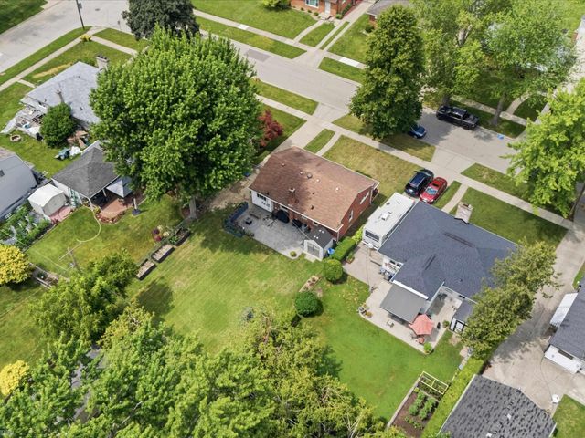 1005 N Esplanade Street, Mt Clemens, MI 48043
