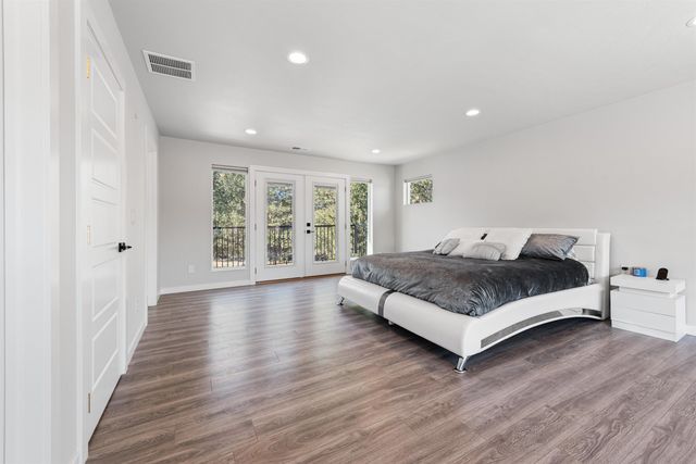 11625 N Alberta Ln, Spokane, WA 99218