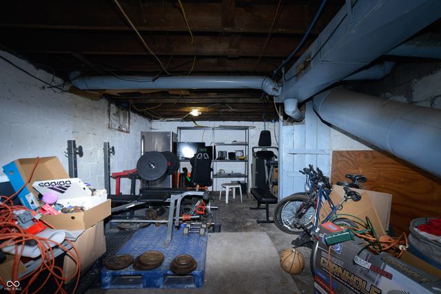 319 N Dequincy Street, Indianapolis, IN 46201