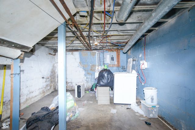 319 N Dequincy Street, Indianapolis, IN 46201