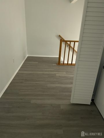 251 Hyde Park Road, Franklin, NJ 08873