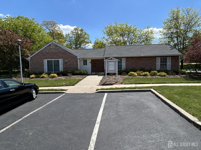 251 Hyde Park Road, Franklin, NJ 08873