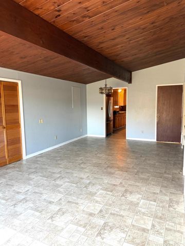 705 E Barrymore St, Stockton, CA 95204