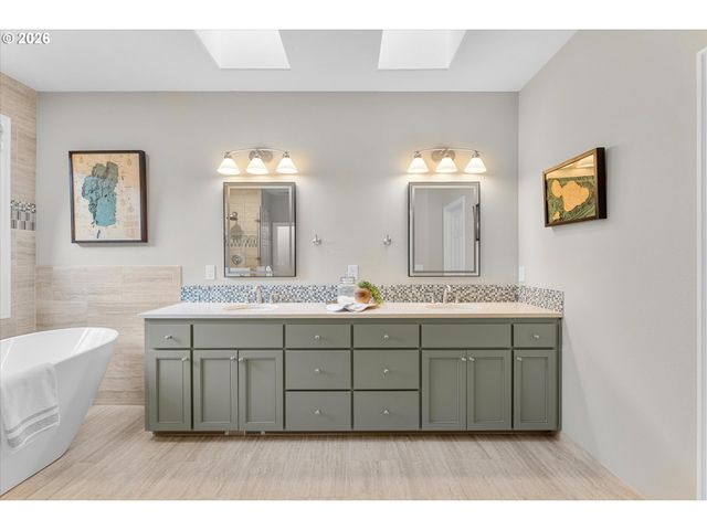 12515 Ne 93RD Ave, Vancouver, WA 98662