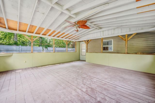 125 Wood Road, Centereach, NY 11720