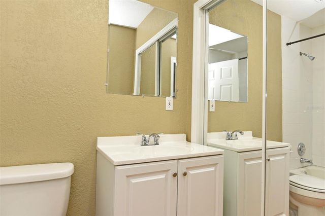 1023 E AMELIA STREET, Orlando, FL 32803