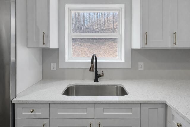 174 Shellmound Road, Jasper, TN 37347