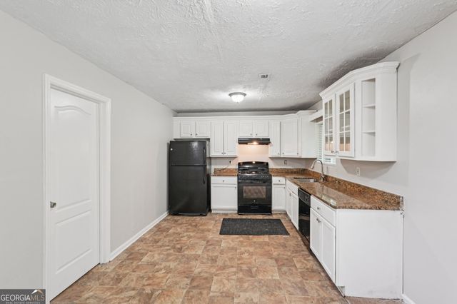 7335 Connell Road, Fairburn, GA 30213