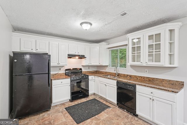 7335 Connell Road, Fairburn, GA 30213