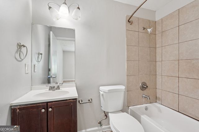 7335 Connell Road, Fairburn, GA 30213