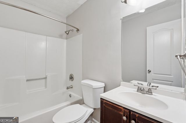 7335 Connell Road, Fairburn, GA 30213