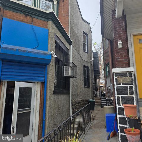 5625 CHESTER AVE, Philadelphia, PA 19143