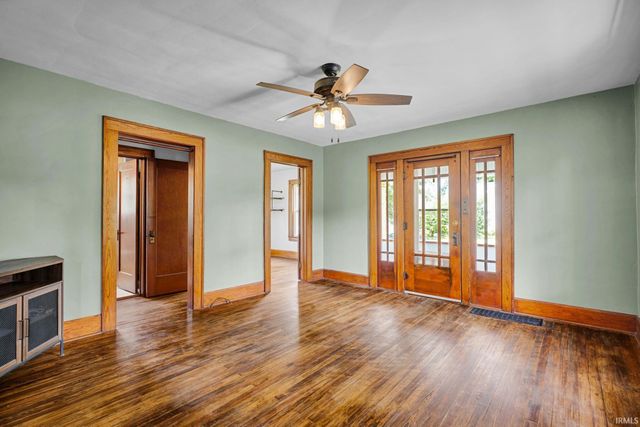 308 18th Street, Bedford, IN 47421