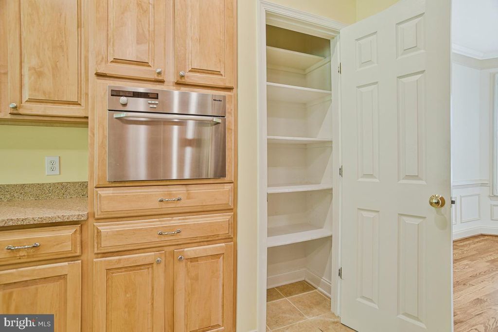 Image 27 of property listing at 14550 DUSTY MILLER CT, Hughesville, MD 20637