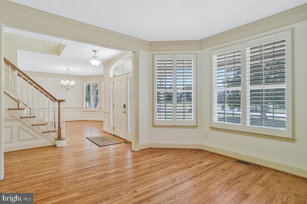 Image 29 of property listing at 14550 DUSTY MILLER CT, Hughesville, MD 20637