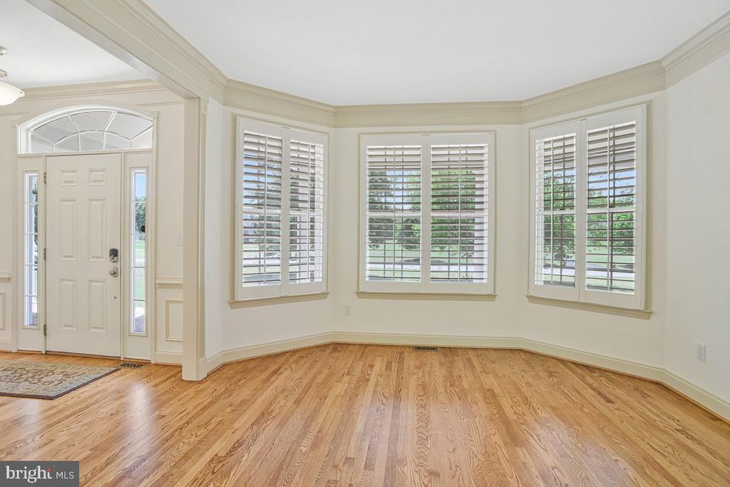 Image 35 of property listing at 14550 DUSTY MILLER CT, Hughesville, MD 20637