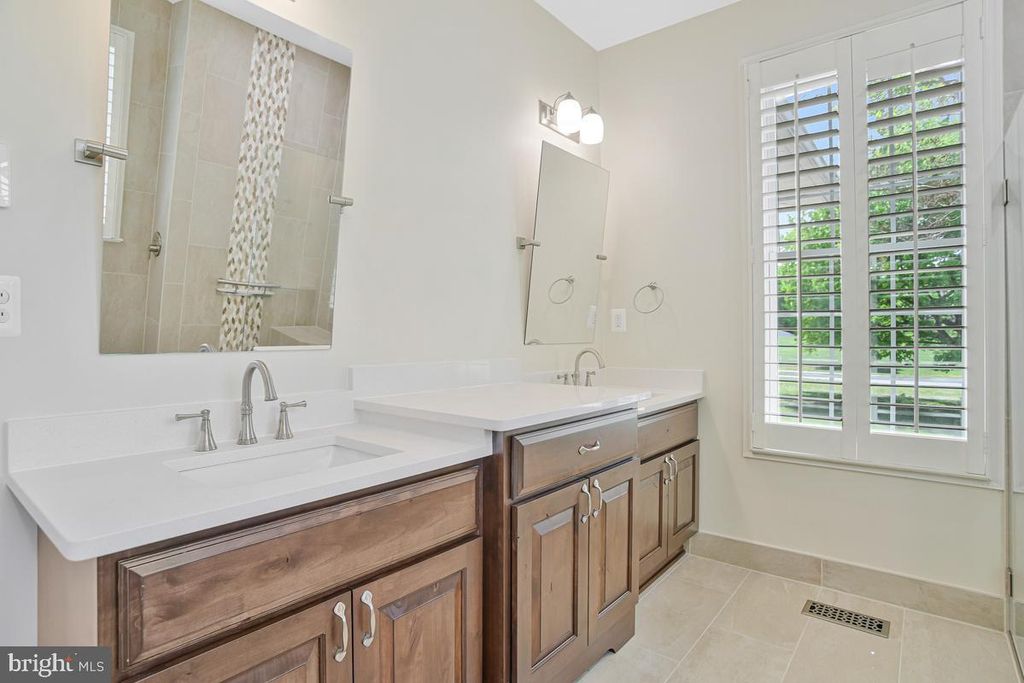 Image 44 of property listing at 14550 DUSTY MILLER CT, Hughesville, MD 20637