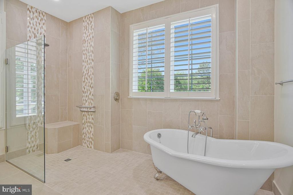 Image 45 of property listing at 14550 DUSTY MILLER CT, Hughesville, MD 20637
