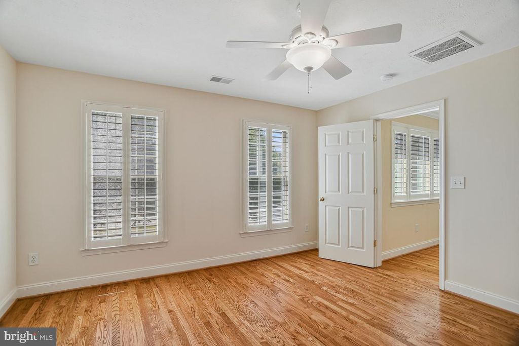 Image 57 of property listing at 14550 DUSTY MILLER CT, Hughesville, MD 20637