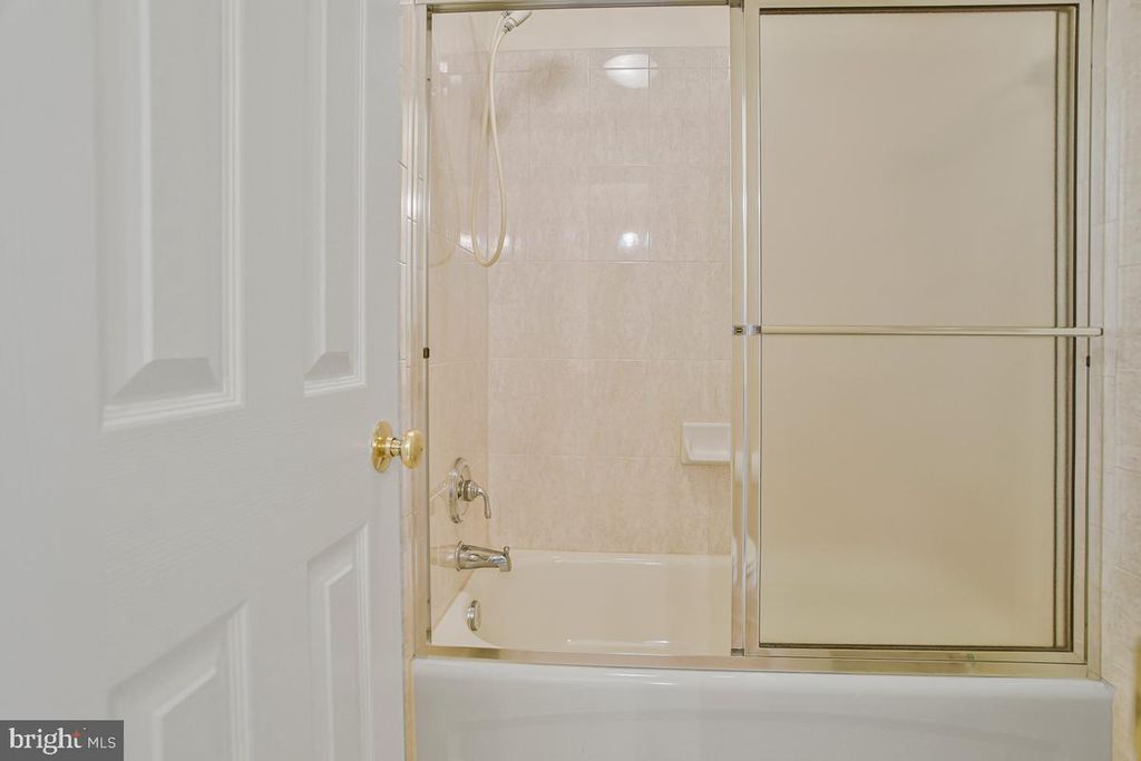 Image 59 of property listing at 14550 DUSTY MILLER CT, Hughesville, MD 20637