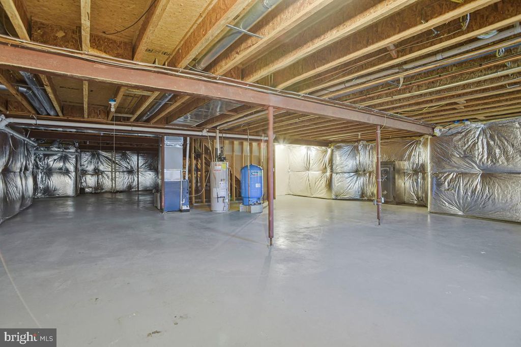 Image 64 of property listing at 14550 DUSTY MILLER CT, Hughesville, MD 20637