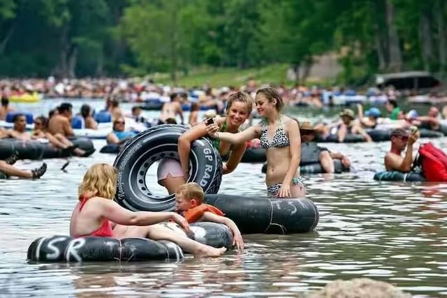 730 E Mather St J202, New Braunfels, TX 78130