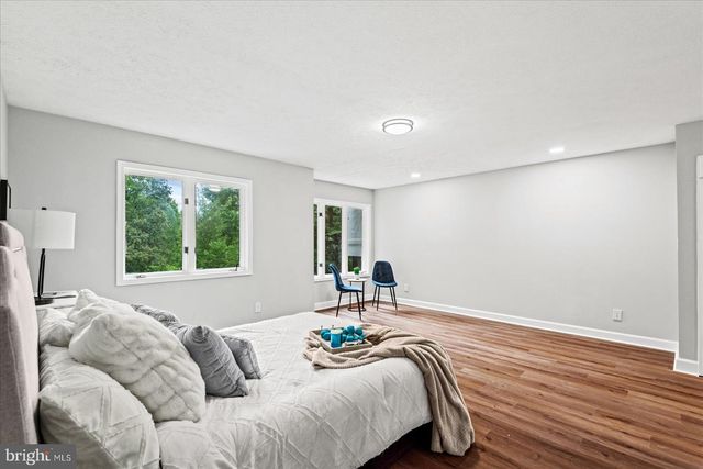 370 LAND OR DR, Ruther Glen, VA 22546