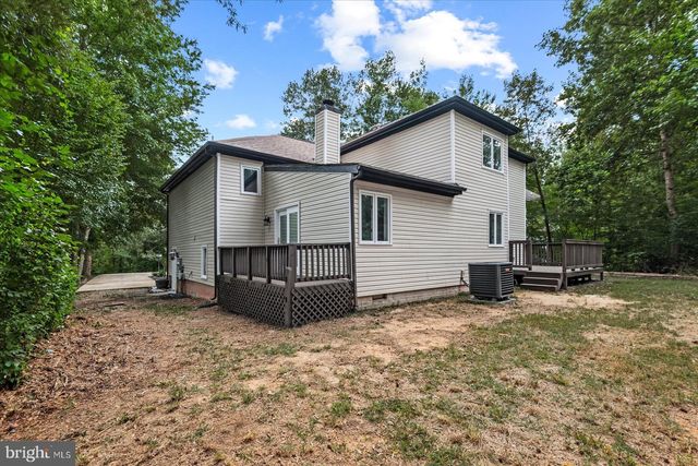 370 LAND OR DR, Ruther Glen, VA 22546