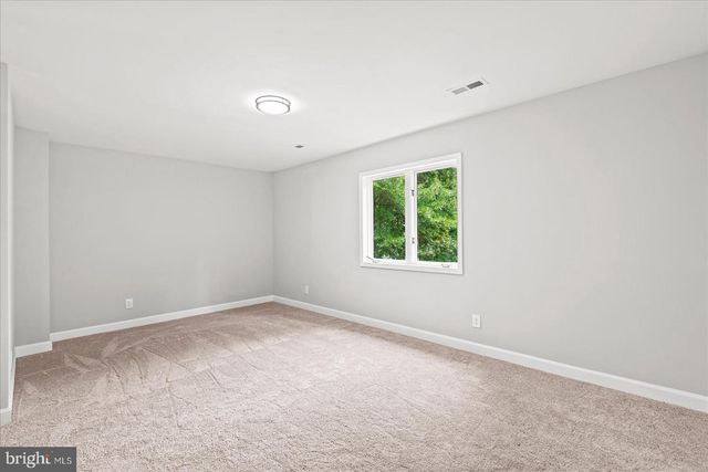 370 LAND OR DR, Ruther Glen, VA 22546