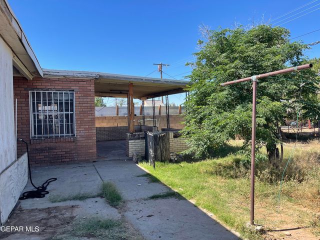 8401 MOUNT WHITNEY Drive, El Paso, TX 79904