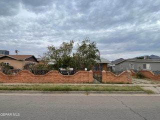 8401 MOUNT WHITNEY Drive, El Paso, TX 79904