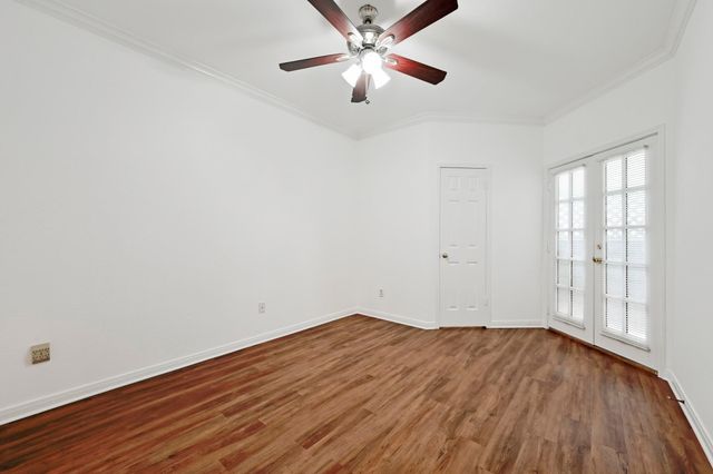 3111 Tom Green ST 110, Austin, TX 78705
