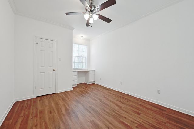 3111 Tom Green ST 110, Austin, TX 78705
