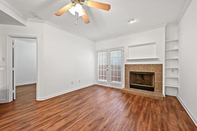 3111 Tom Green ST 110, Austin, TX 78705