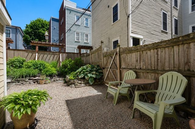 17 Cordis Street 1, Boston, MA 02129