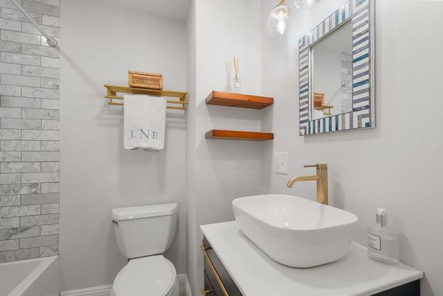17 Cordis Street 1, Boston, MA 02129