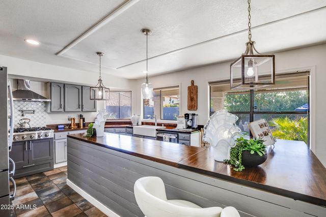 7383 W UTOPIA Road, Glendale, AZ 85308