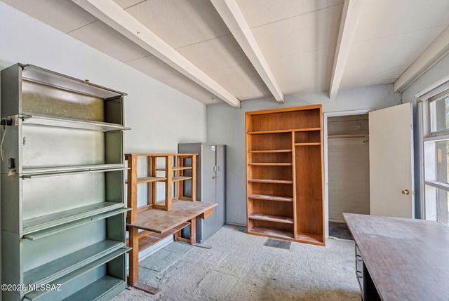 1901 N Calle Serena, Tucson, AZ 85712