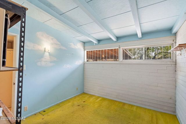 1901 N Calle Serena, Tucson, AZ 85712