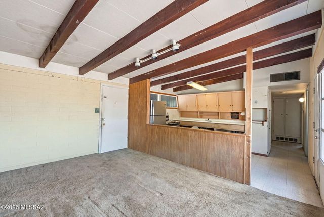 1901 N Calle Serena, Tucson, AZ 85712