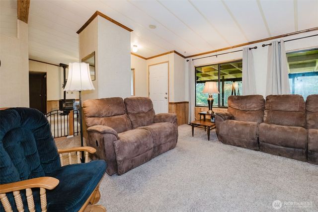 482 E hyland Drive, Union, WA 98592