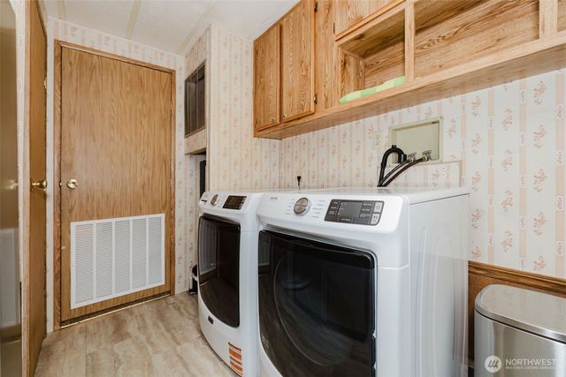 482 E hyland Drive, Union, WA 98592