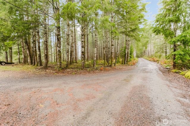 482 E hyland Drive, Union, WA 98592