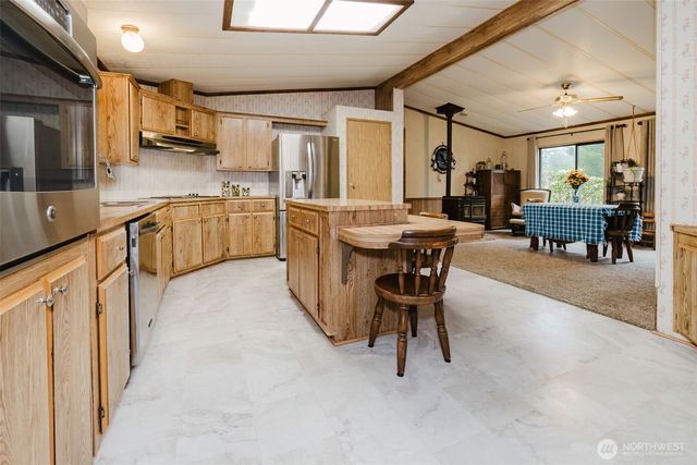 482 E hyland Drive, Union, WA 98592