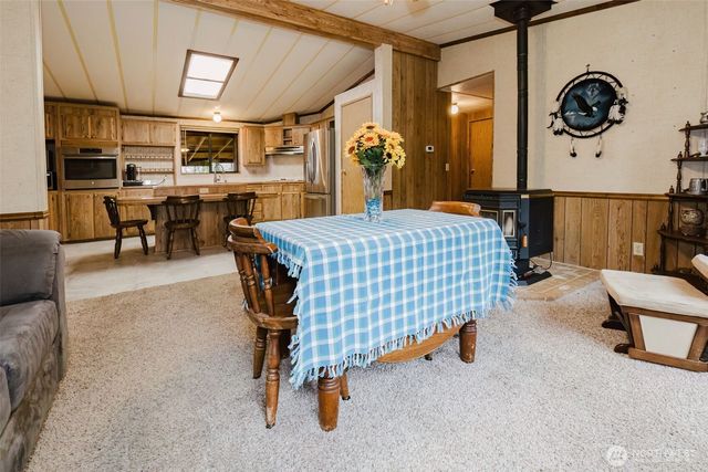 482 E hyland Drive, Union, WA 98592