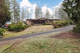 482 E hyland Drive, Union, WA 98592