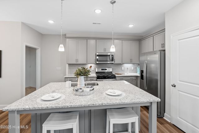 1018 Terraces Lane, Hampstead, NC 28443