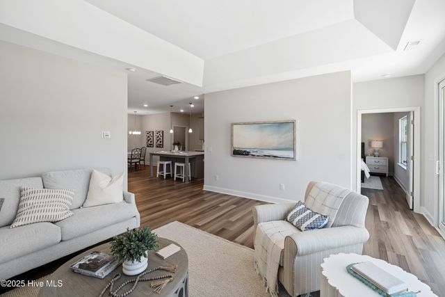 1018 Terraces Lane, Hampstead, NC 28443