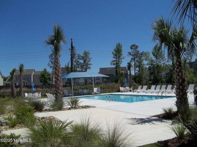 1018 Terraces Lane, Hampstead, NC 28443